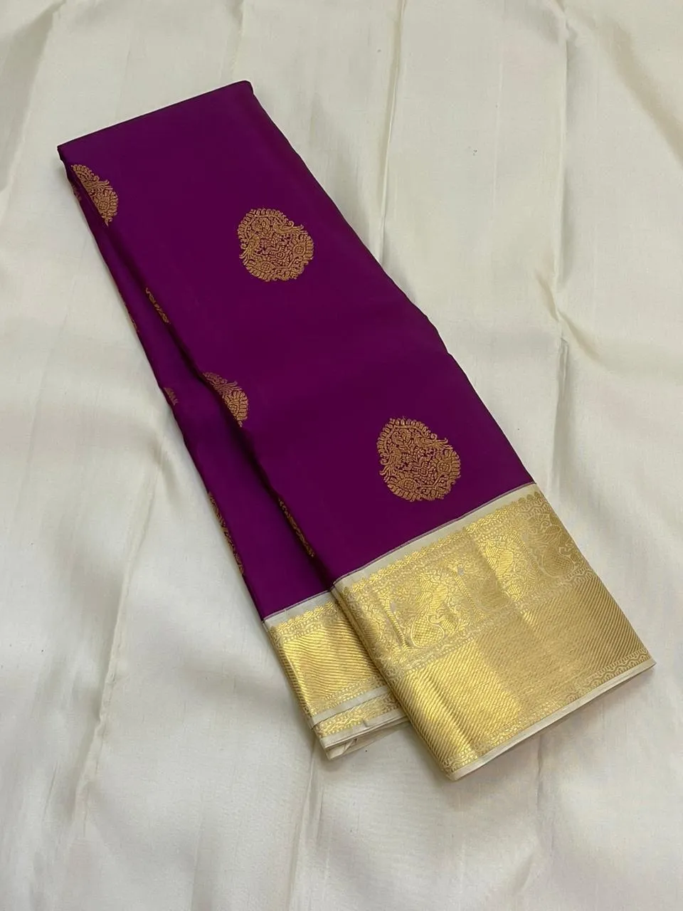 Purple Medallion Zari Korvai Kanchipuram Silk Saree